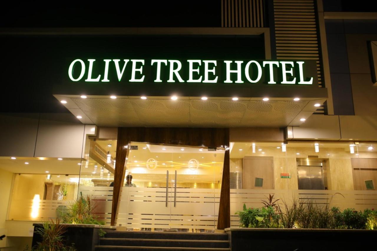 Olive Tree Hotel Vijayawada Ngoại thất bức ảnh