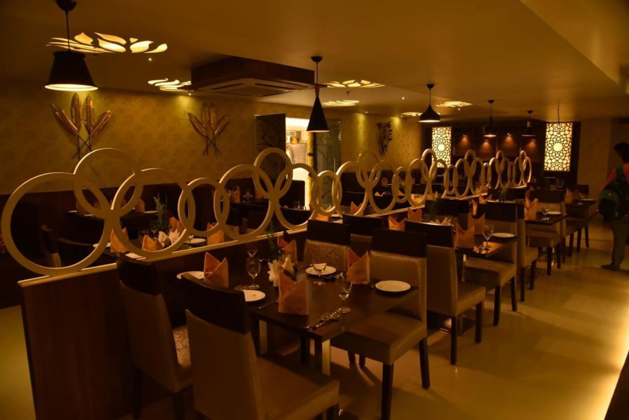 Olive Tree Hotel Vijayawada Ngoại thất bức ảnh