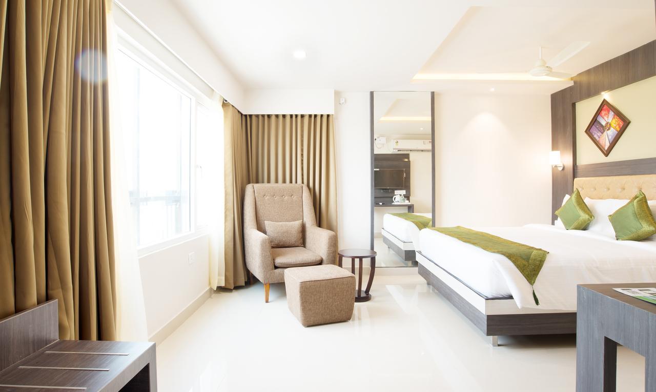 Olive Tree Hotel Vijayawada Ngoại thất bức ảnh