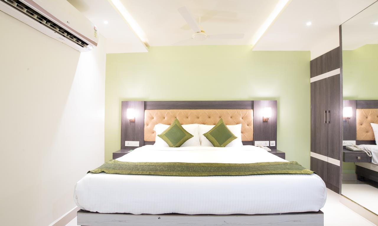 Olive Tree Hotel Vijayawada Ngoại thất bức ảnh